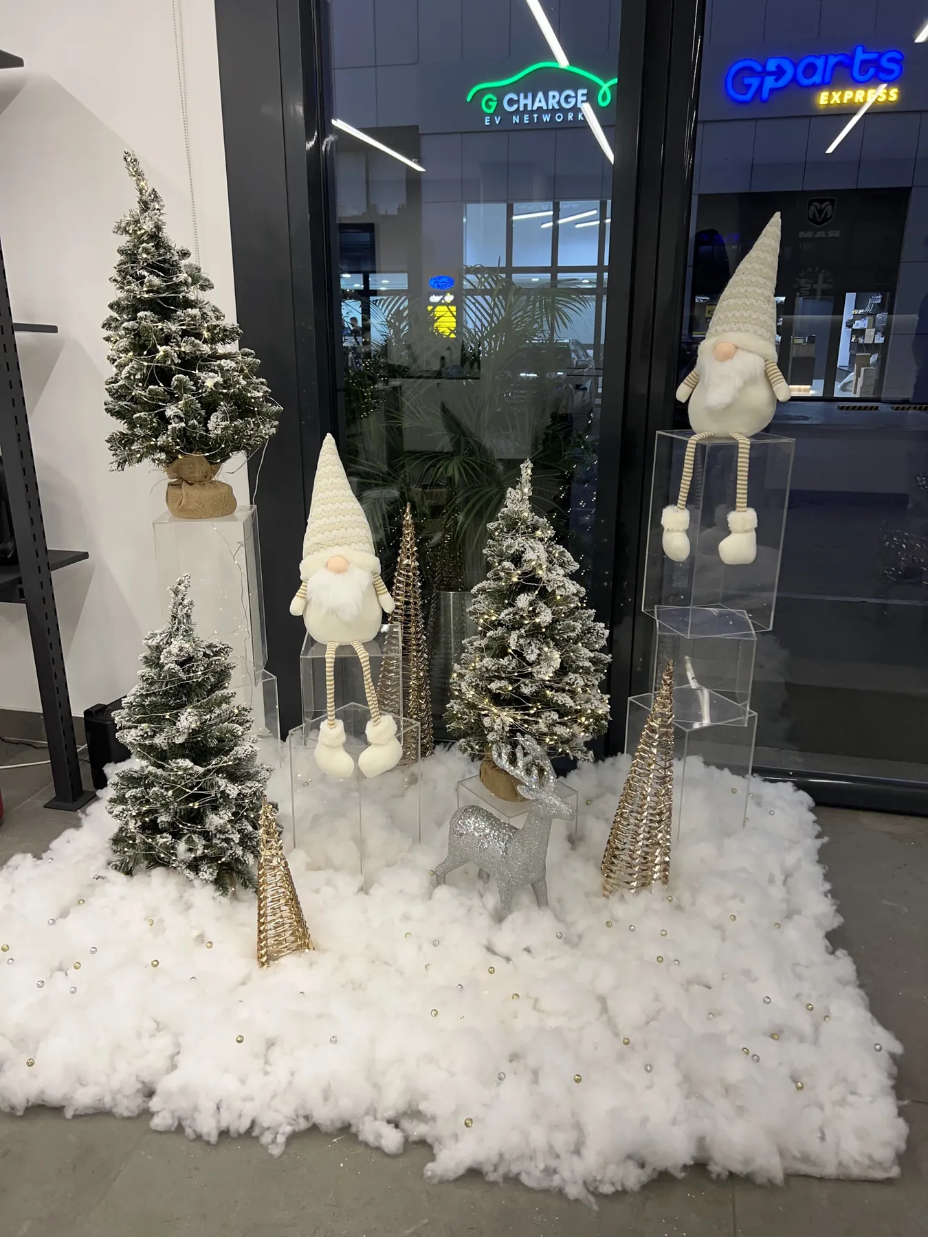 Gargour Group · Christmas · decoration by SevenPees